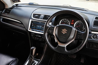 2015 Suzuki SWIFT 1.2  RX Hatchback