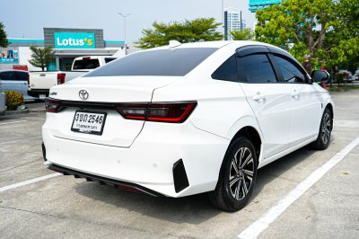 2022 Toyota Yaris Ativ 1.2 Smart Sedan