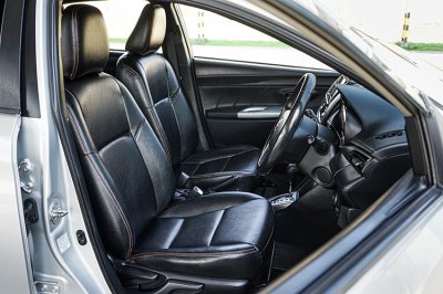 2014 Toyota YARIS 1.2 G