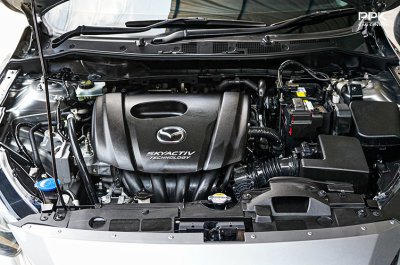 2017 Mazda 2 1.3 High Connect Sedan