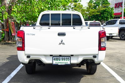 2022 Mitsubishi Triton 2.5 GL Single Cab