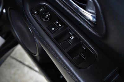 2016 Honda HR-V 1.8 E SUV