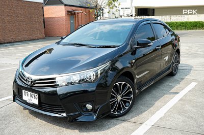2015 Toyota Corolla Altis 1.8 Esport Sedan