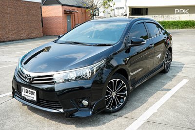 2015 Toyota Corolla Altis 1.8 Esport Sedan