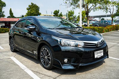 2015 Toyota Corolla Altis 1.8 Esport Sedan