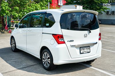 2015 Honda FREED 1.5  EL Wagon