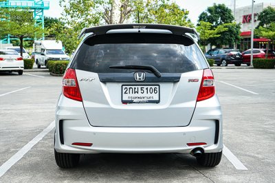 2013 Honda JAZZ 1.5 JP