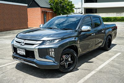 2022 Mitsubishi Triton 2.5 GLX Double Cab