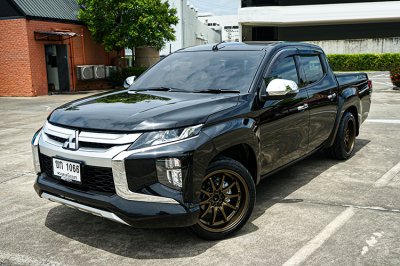 Mitsubishi TRITON 2.5 DOUBLE CAB (ปี 18-23) GLX Double Cab Pickup