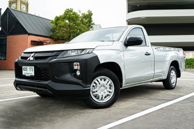 2022 Mitsubishi Triton 2.5 GL Single Cab