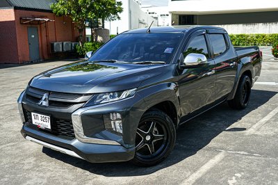 2021 Mitsubishi Triton 2.5 GLX Double Cab