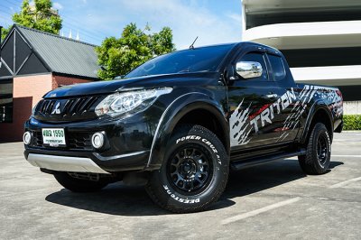 2018 Mitsubishi Triton 2.4 GLS Plus Ltd Mega Cab