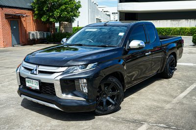 2020 Mitsubishi Triton 2.5 Mega Cab GLX
