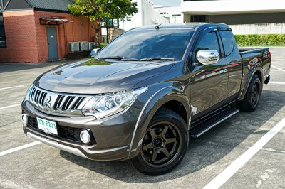 2016 Mitsubishi Triton 2.4 GLS Plus Mega Cab