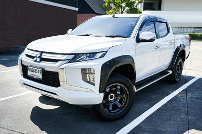 2020 Mitsubishi Triton 2.4 GLX Plus Double Cab