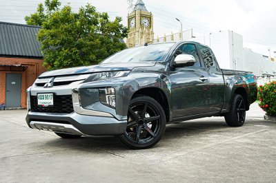 2020 Mitsubush Triton 2.5 GLX Mega Cab