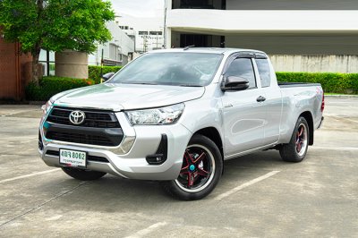 2022 Toyota Hilux Revo 2.4 Z Edition Entry Smart Cab