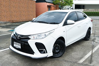 2022 Toyota Yaris Ativ 1.2 Entry