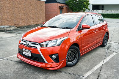 2015 Toyota Yaris 1.2 E Hatchback