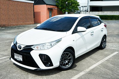 2021 Toyota Yaris 1.2 Entry Hatchback
