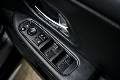 2017 Honda HR-V 1.8 E