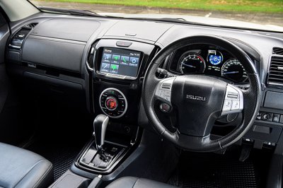 2020 Isuzu MU-X 1.9 THE ONYX