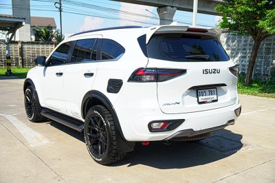 2023 ISUZU MU-X 1.9 ELEGANT