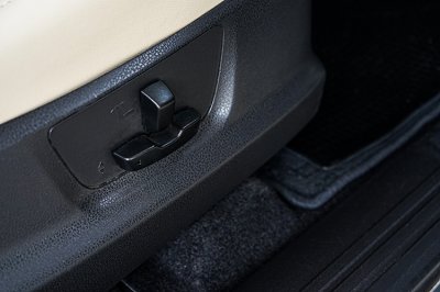 2015 Isuzu MU-X 3.0 DVD Navi
