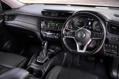 2019 NISSAN X-TRAIL 2.0VL HYBRID 4WD