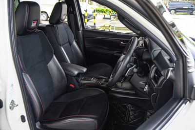2022 Toyota FORTUNER 2.8 (ปี 15-25) GR Sport 4WD
