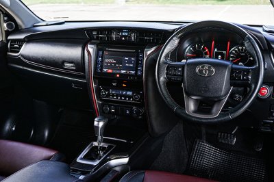2020 Toyota FORTUNER 2.8 TRD Sportivo SUV