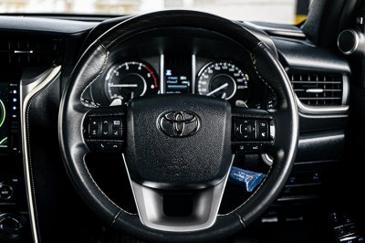 2020 TOYOTA FORTUNER 2.8 LEGENDER 4WD
