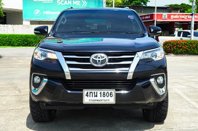 2015 Toyota FORTUNER 2.4 G