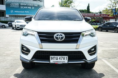 2020 Toyota FORTUNER 2.8 TRD Sportivo SUV