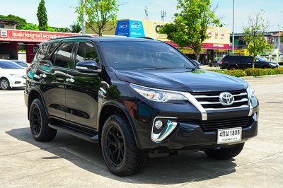 2015 Toyota FORTUNER 2.4 G