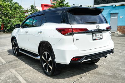 2020 Toyota FORTUNER 2.8 TRD Sportivo SUV