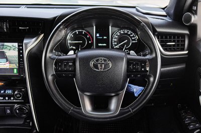 2020 TOYOTA FORTUNER 2.8 LEGENDER 4WD