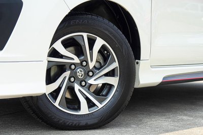 2021 TOYOTA INNOVA 2.8 CRYSTA