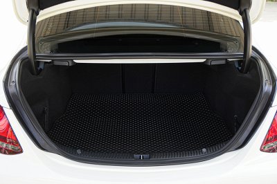 2019 BENZ C220d 2.0 AVANTGARDE W205