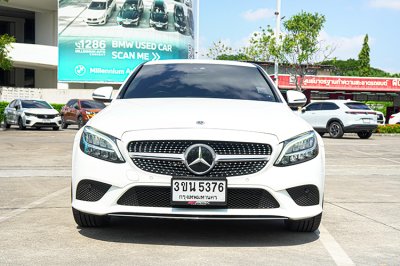2019 BENZ C220d 2.0 AVANTGARDE W205