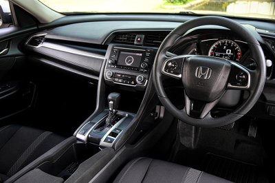 2021 HONDA CIVIC FC 1.8 E