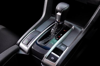 2021 HONDA CIVIC FC 1.8 E