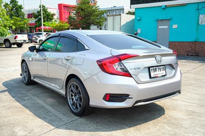 2021 HONDA CIVIC FC 1.8 E