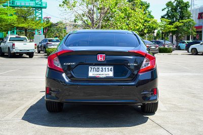 2018 HONDA CIVIC 1.8 EL