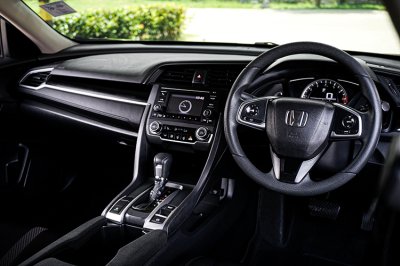 2021 HONDA CIVIC FC 1.8 E