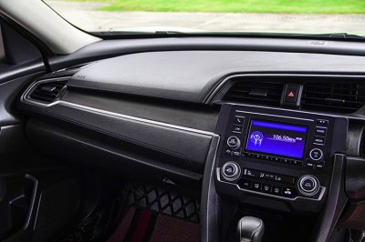 2017 Honda CIVIC 1.8 E