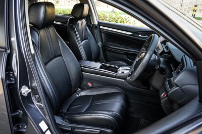 2017 Honda CIVIC 1.8 FC  E Sedan