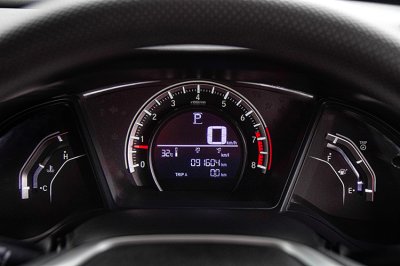2017 Honda CIVIC 1.8 E