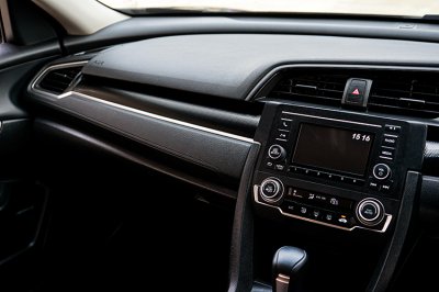 2021 HONDA CIVIC 1.8 E