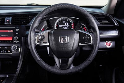 2021 HONDA CIVIC 1.8 E